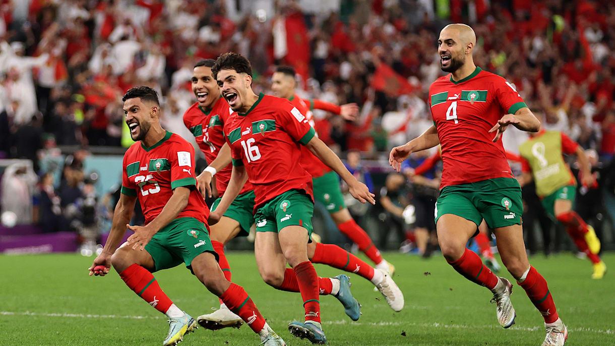 Bóng đá Maroc - Lịch sử, Đội tuyển quốc gia và Giải vô địch bóng đá