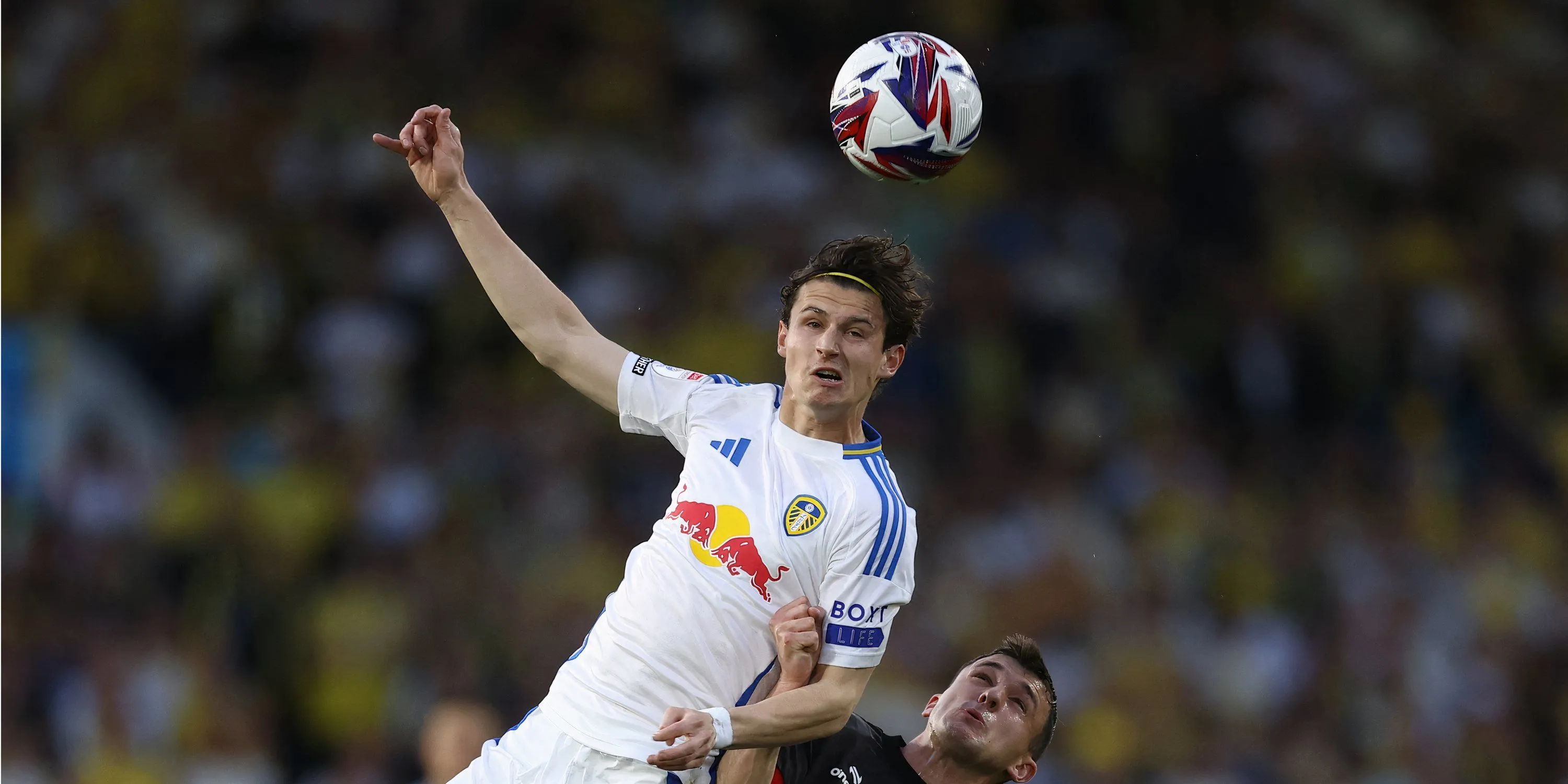 Brenden Aaronson, tiền vệ Leeds United đối mặt nghi ngờ về tương lai