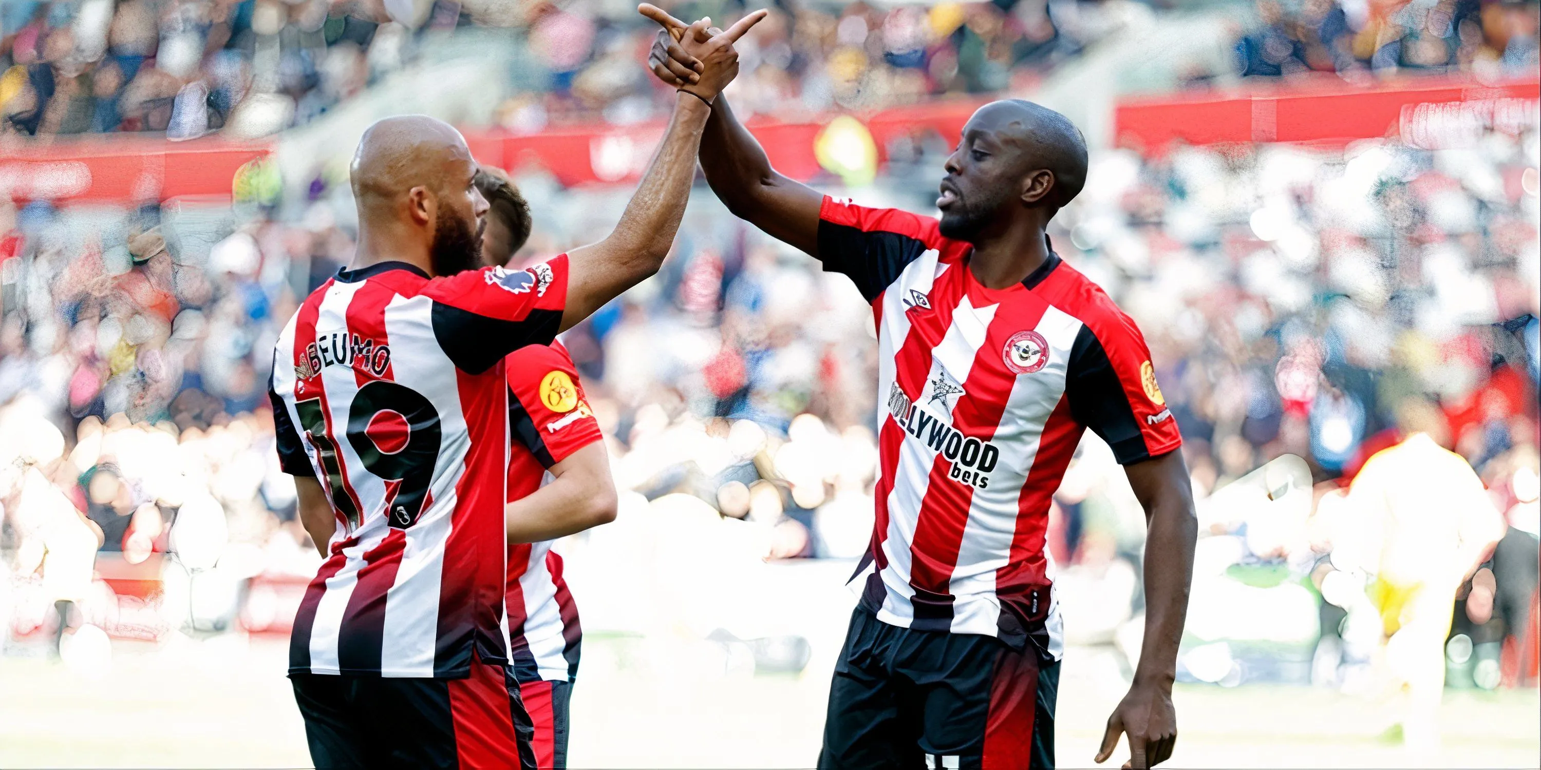 Bryan Mbeumo và Yoanne Wissa trong màu áo Brentford