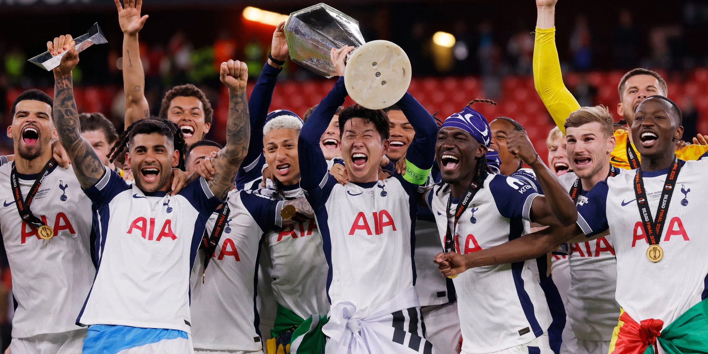 Các cầu thủ chủ chốt của Tottenham: Son Heung-min, Cristian Romero và Yves Bissouma