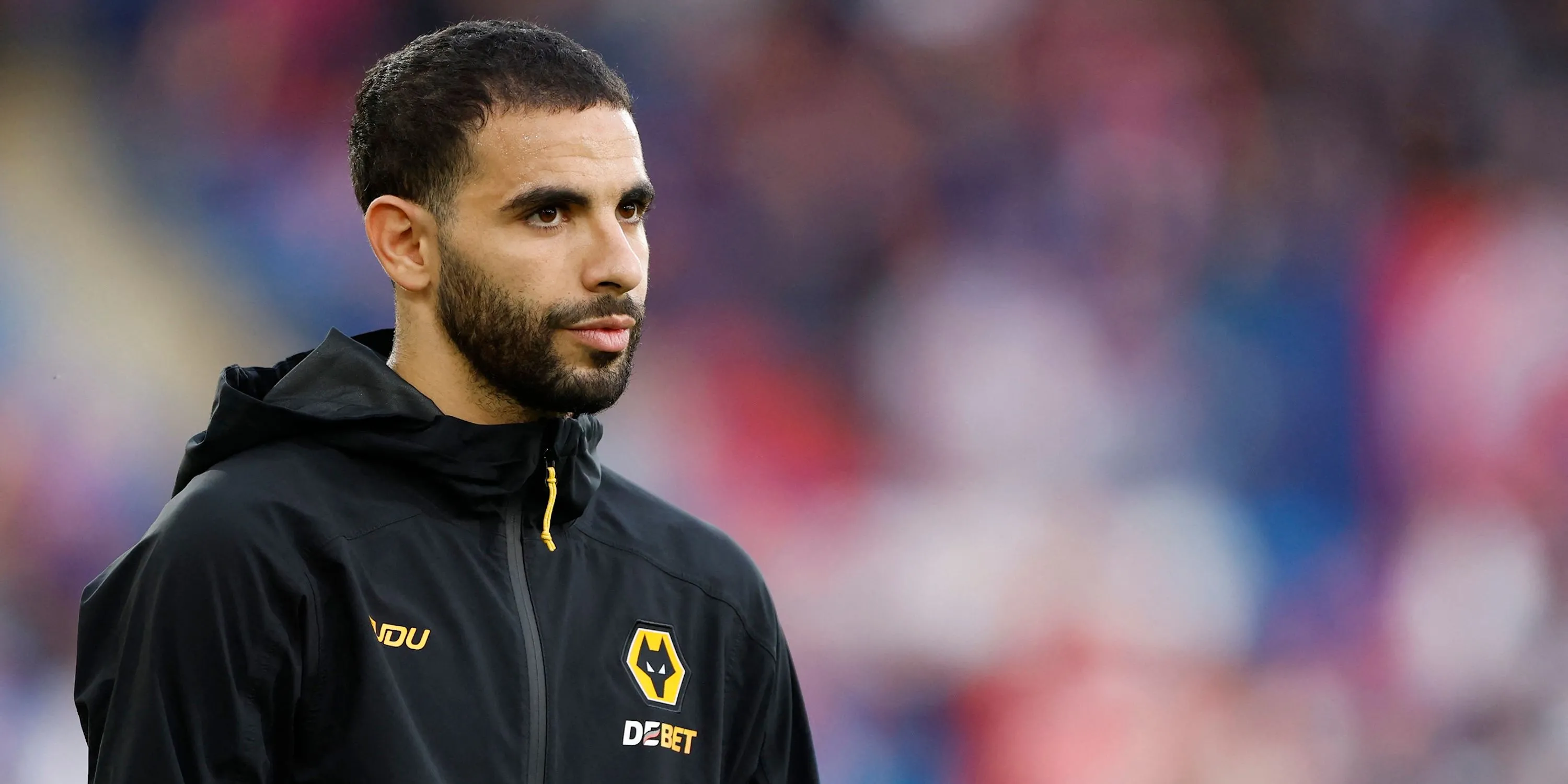 Hậu vệ trái Rayan Ait-Nouri trong màu áo Wolverhampton Wanderers