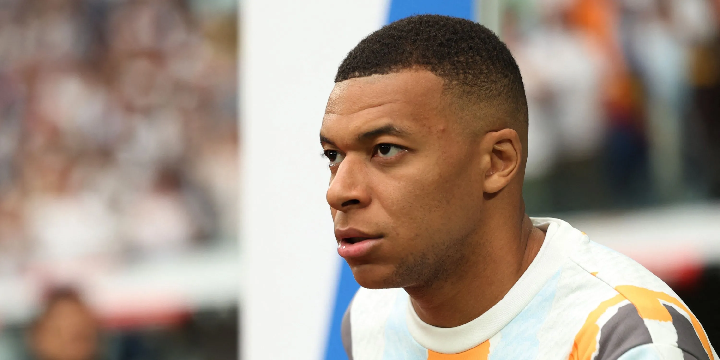 Kylian Mbappé trong màu áo Real Madrid