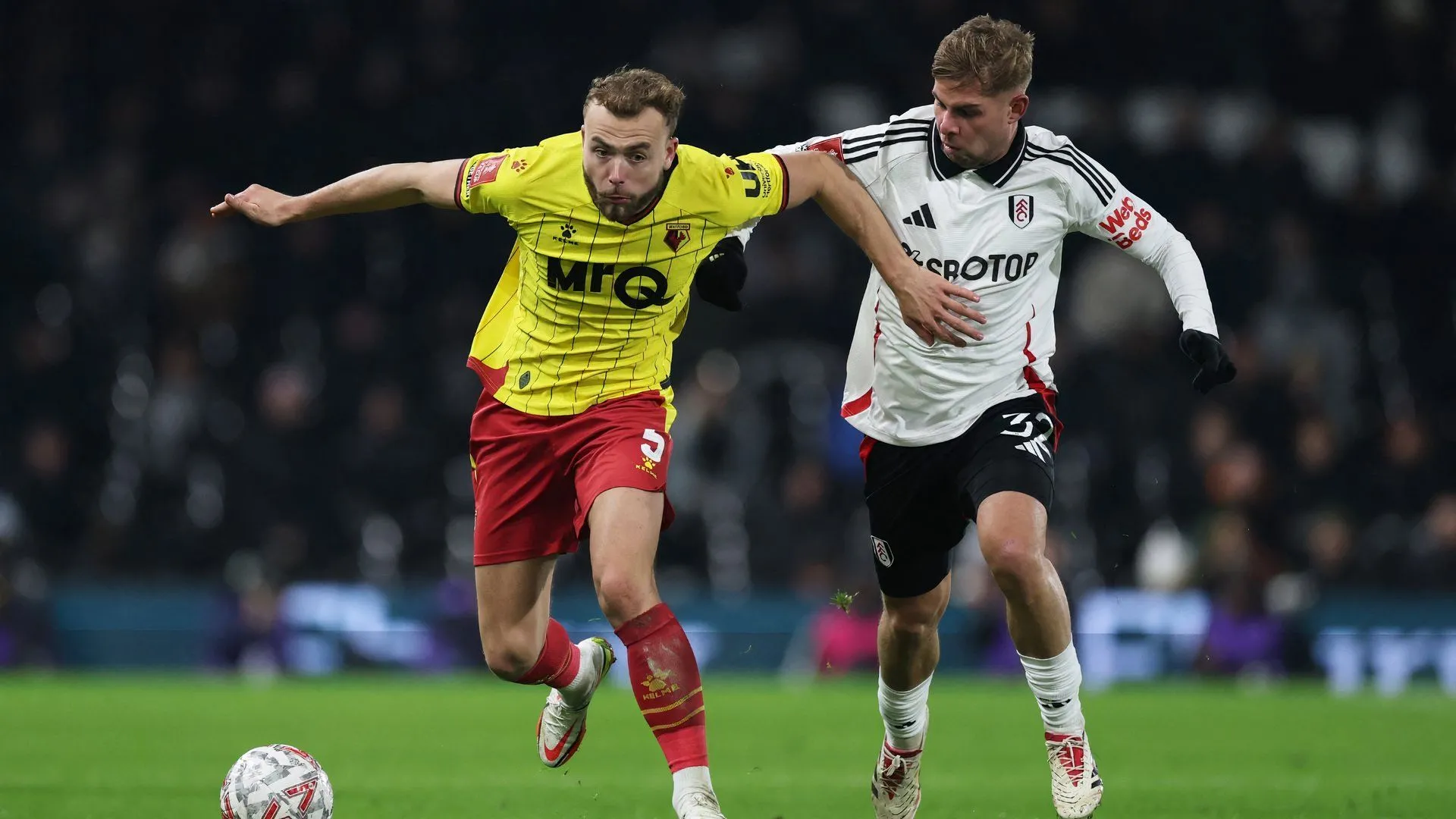 Ryan Porteous trong trận đấu của Watford
