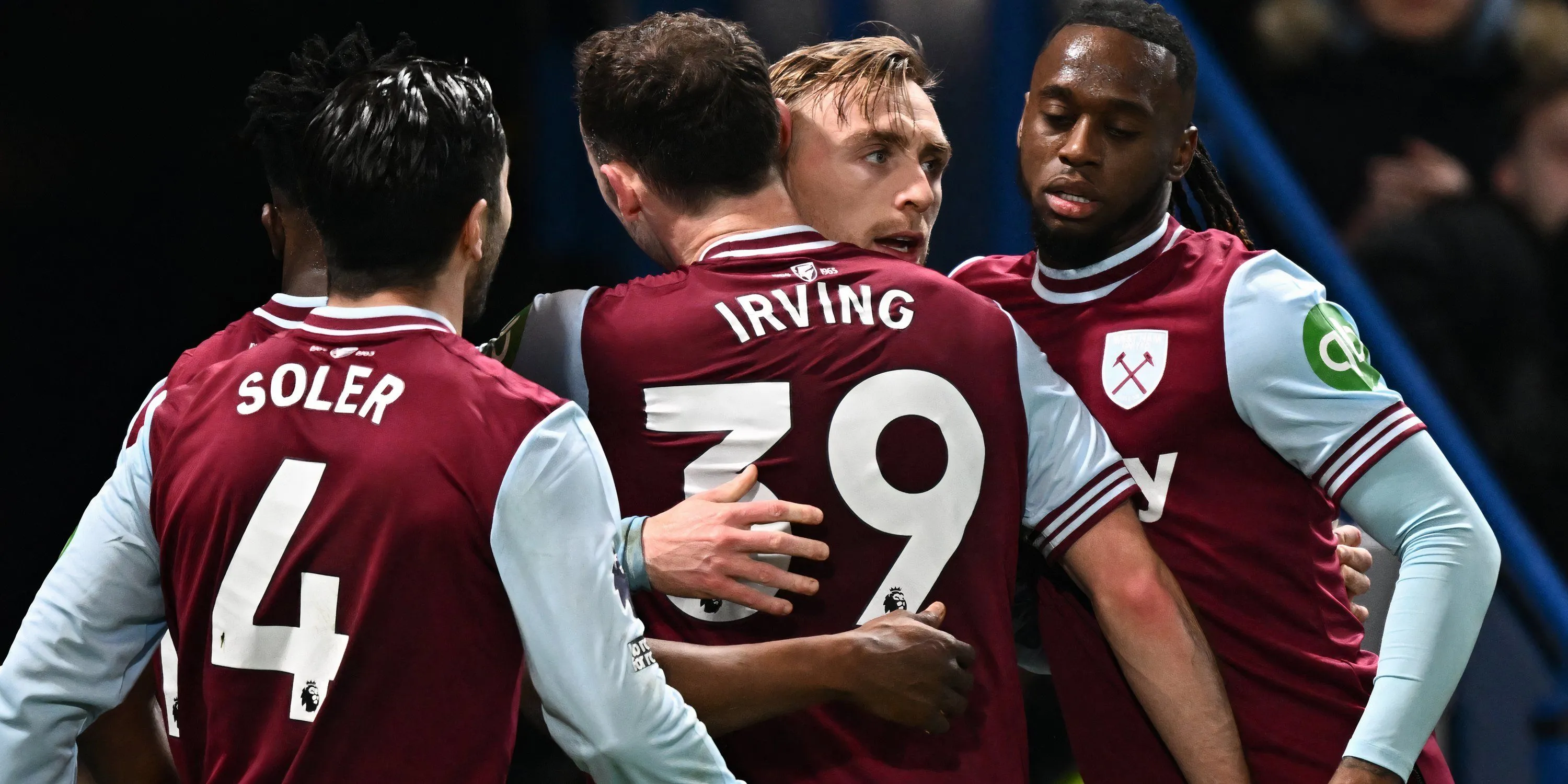 Tiền vệ Andy Irving của West Ham, mục tiêu được cho là 'thương vụ hời' của Celtic
