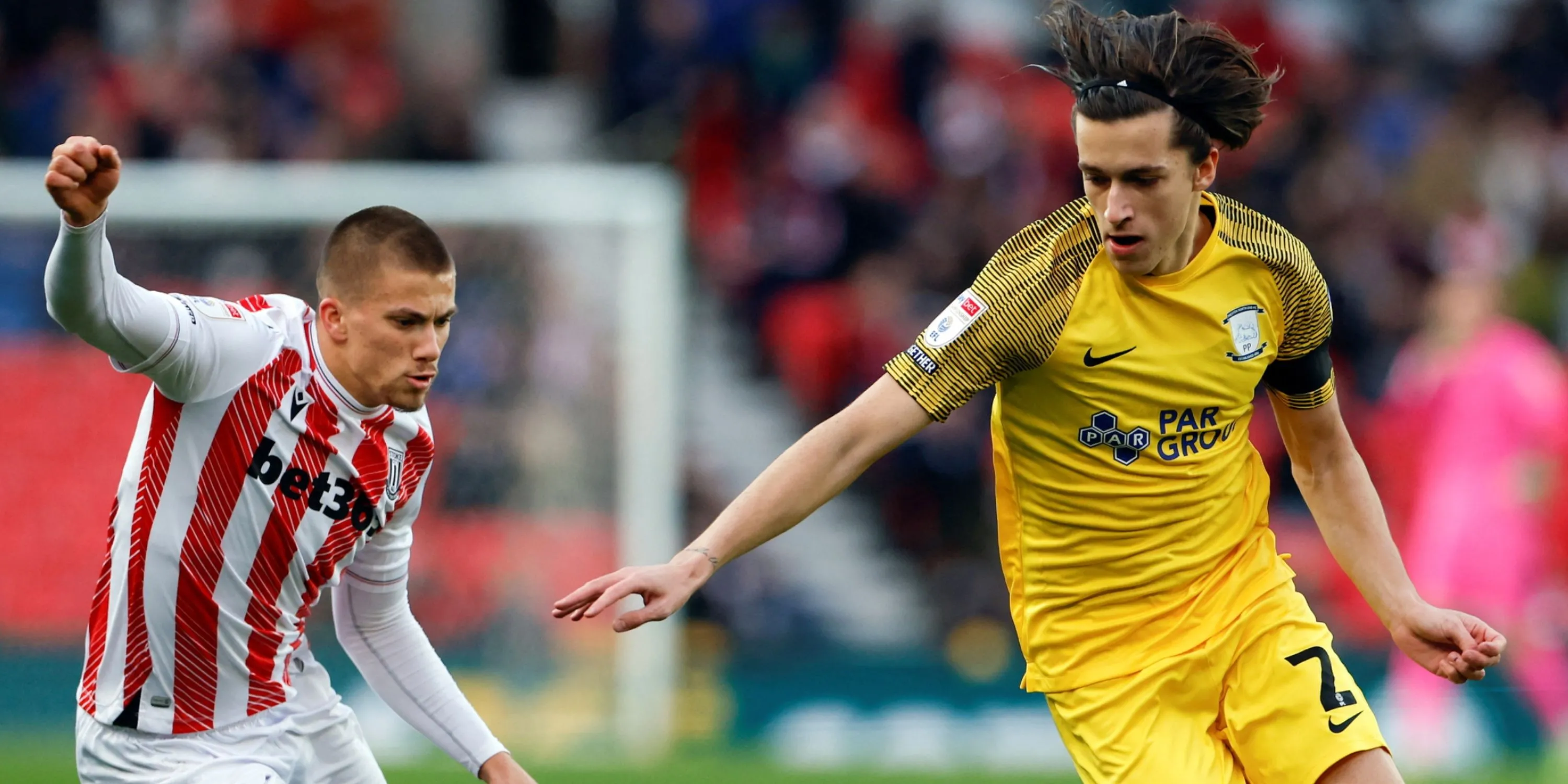 Alvaro Carreras tỏa sáng trong màu áo Preston North End