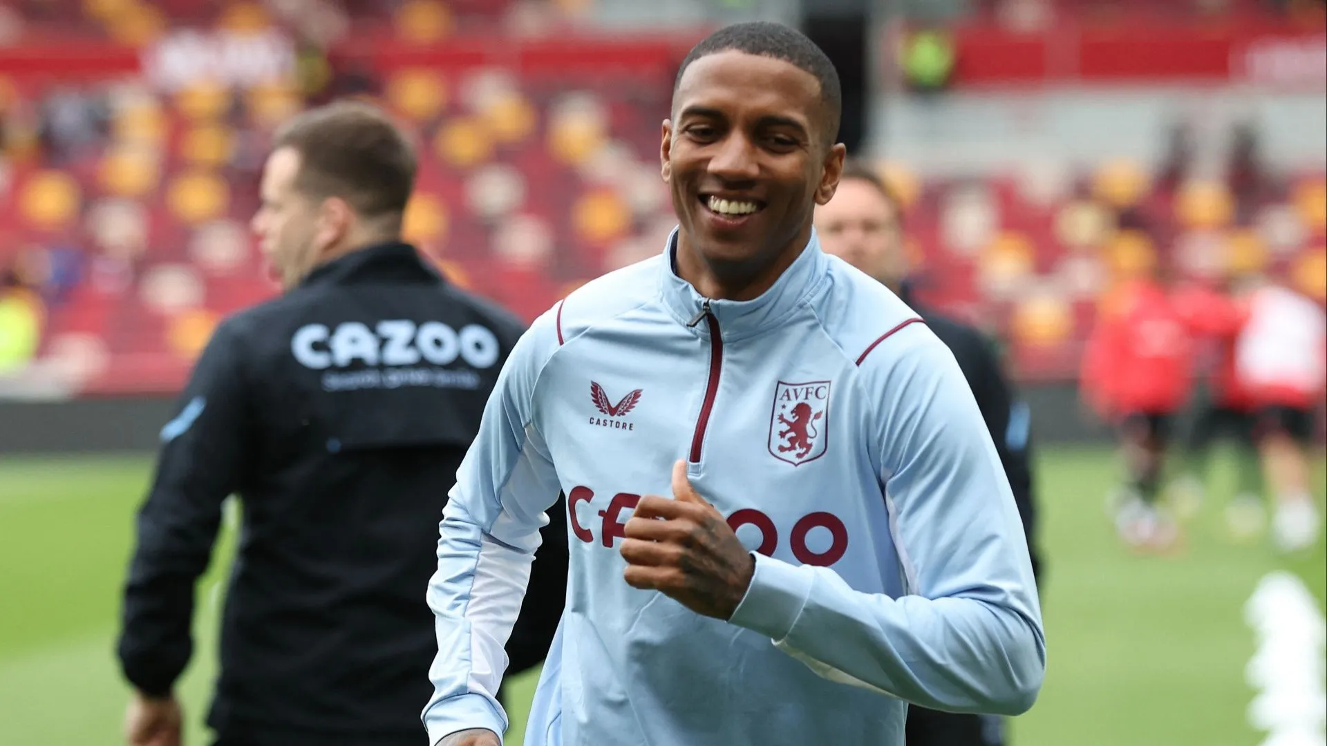 Ashley Young với kinh nghiệm thi đấu đỉnh cao, từng khoác áo Manchester United