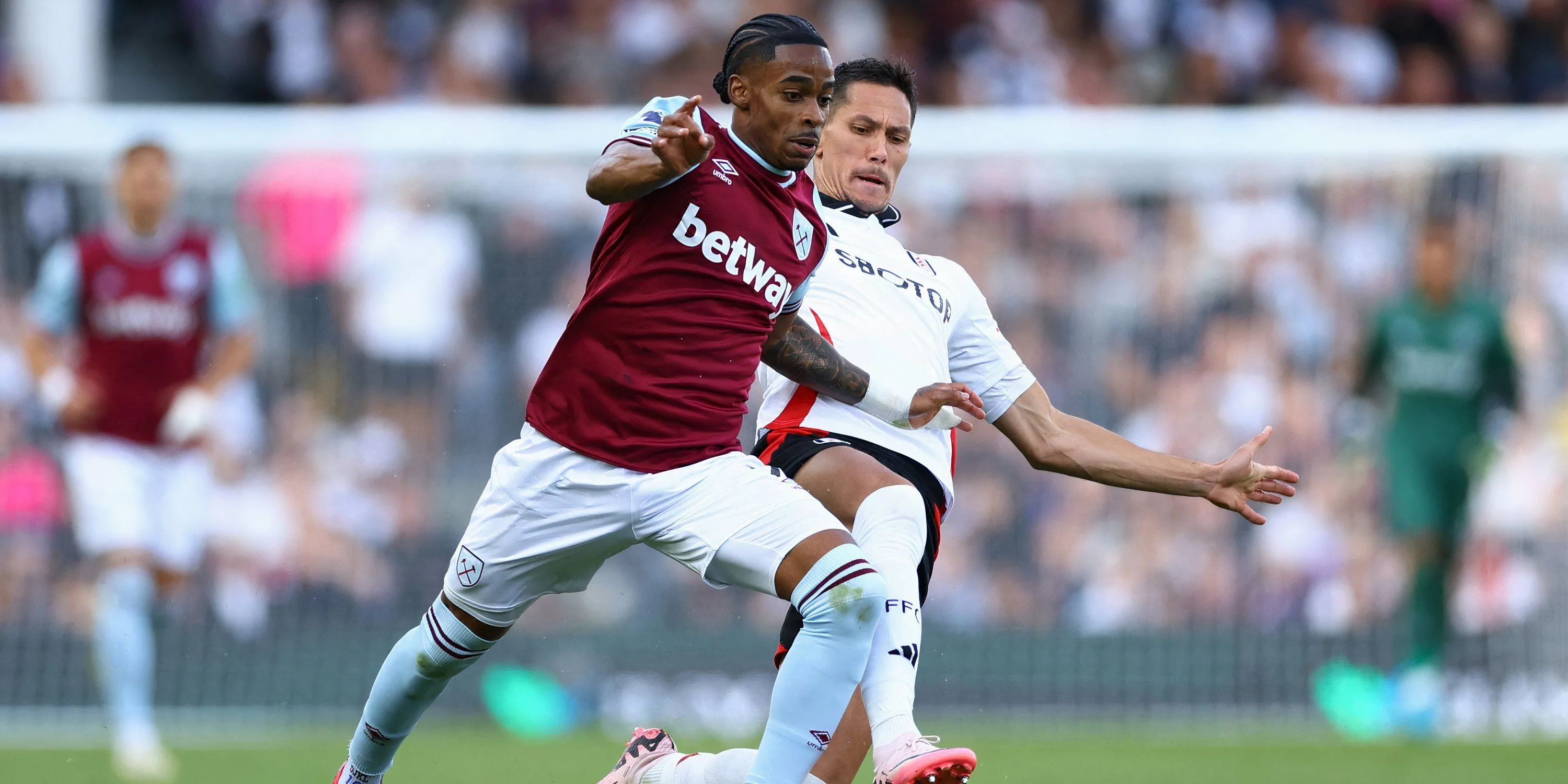 Crysencio Summerville, tiền vệ chạy cánh của West Ham United