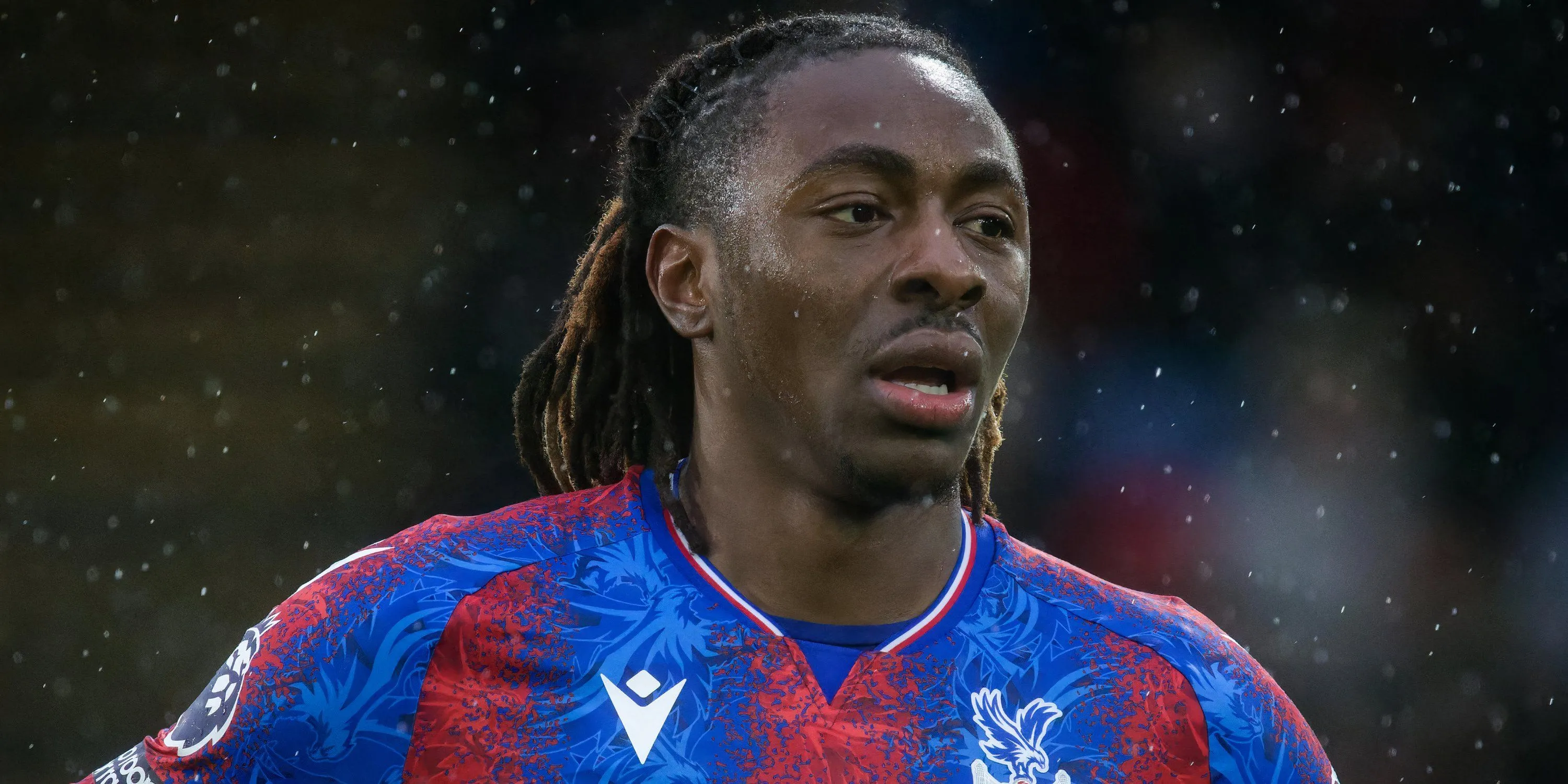 Eberechi Eze thi đấu cho Crystal Palace, mục tiêu chuyển nhượng của Arsenal
