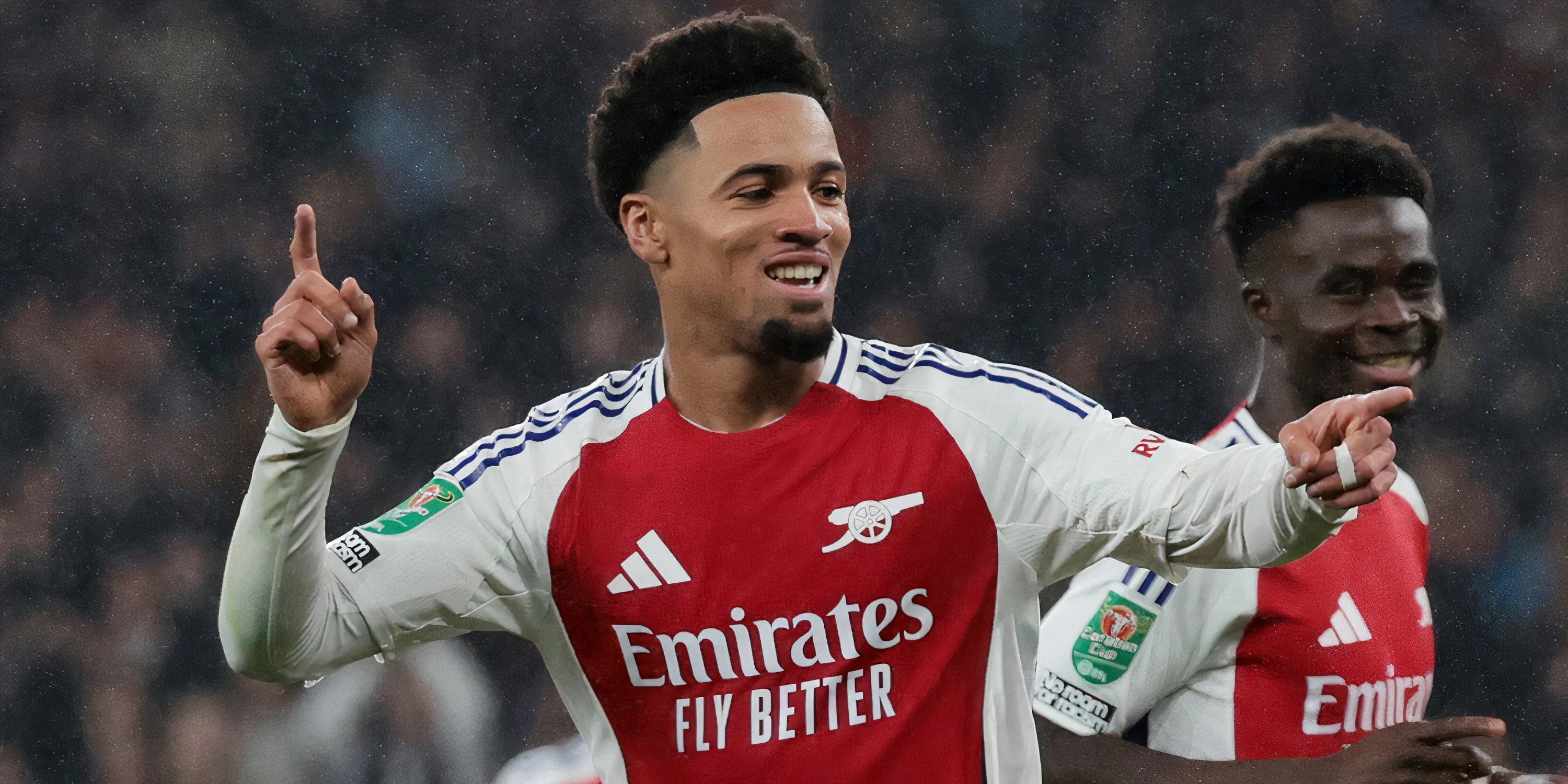 Ethan Nwaneri ăn mừng bàn thắng trong màu áo Arsenal