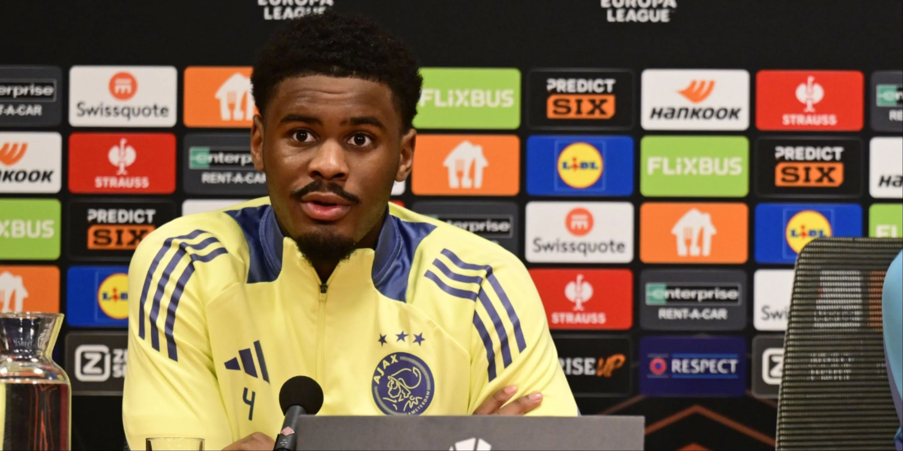 Hậu vệ Jorrel Hato của Ajax, mục tiêu tiềm năng của Liverpool
