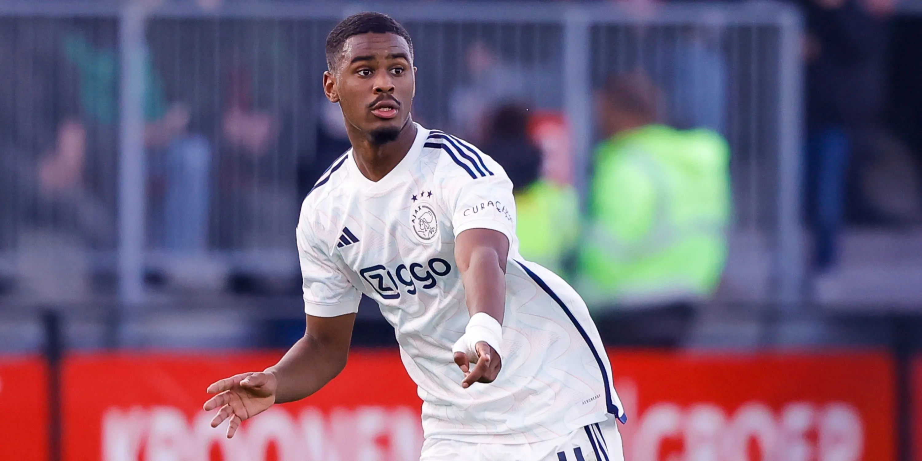 Hậu vệ Jorrel Hato của Ajax, ngôi sao trẻ tiềm năng được nhiều CLB lớn châu Âu quan tâm.