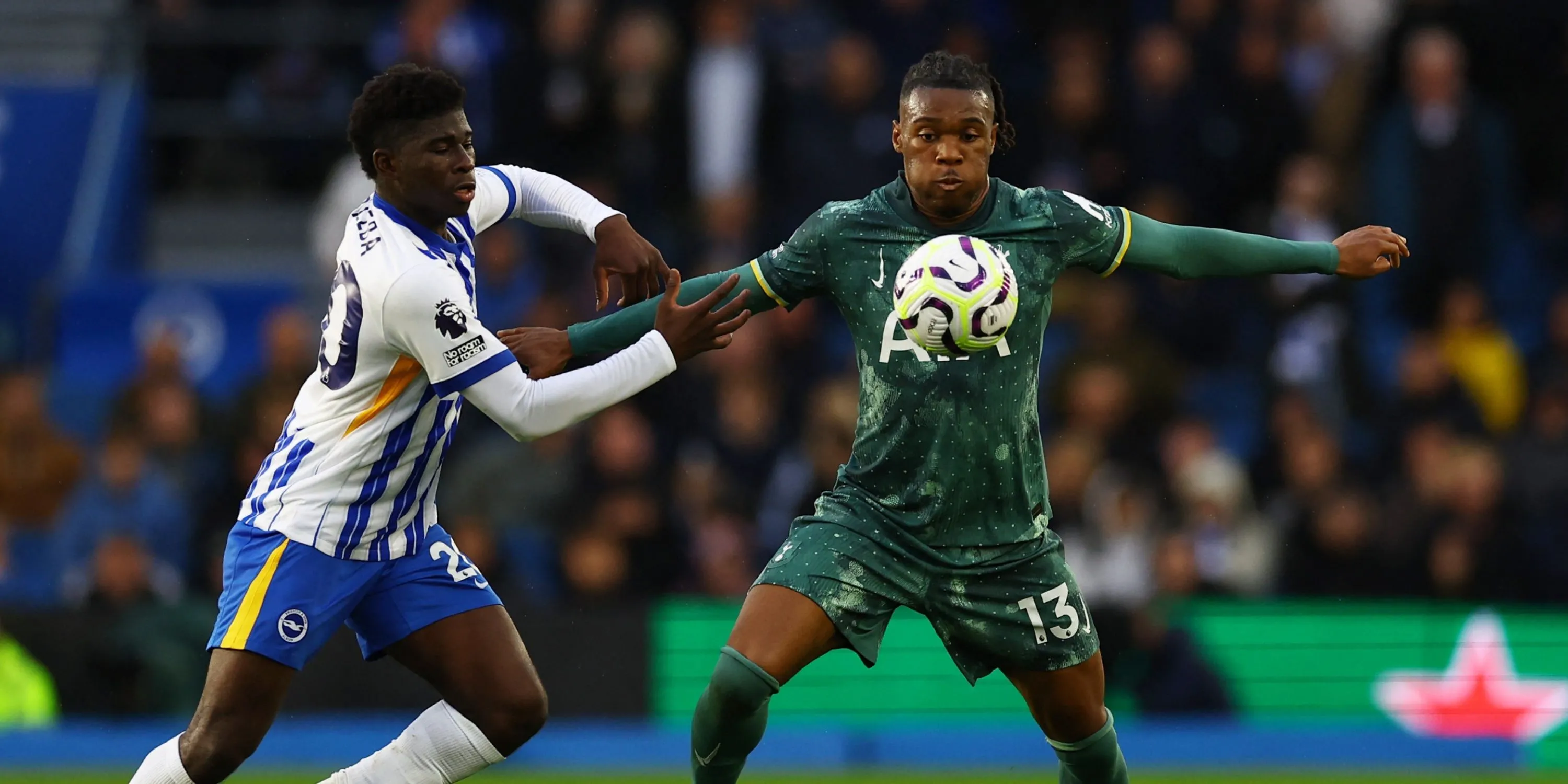 Hậu vệ trái Destiny Udogie của Tottenham đang được AC Milan săn đón