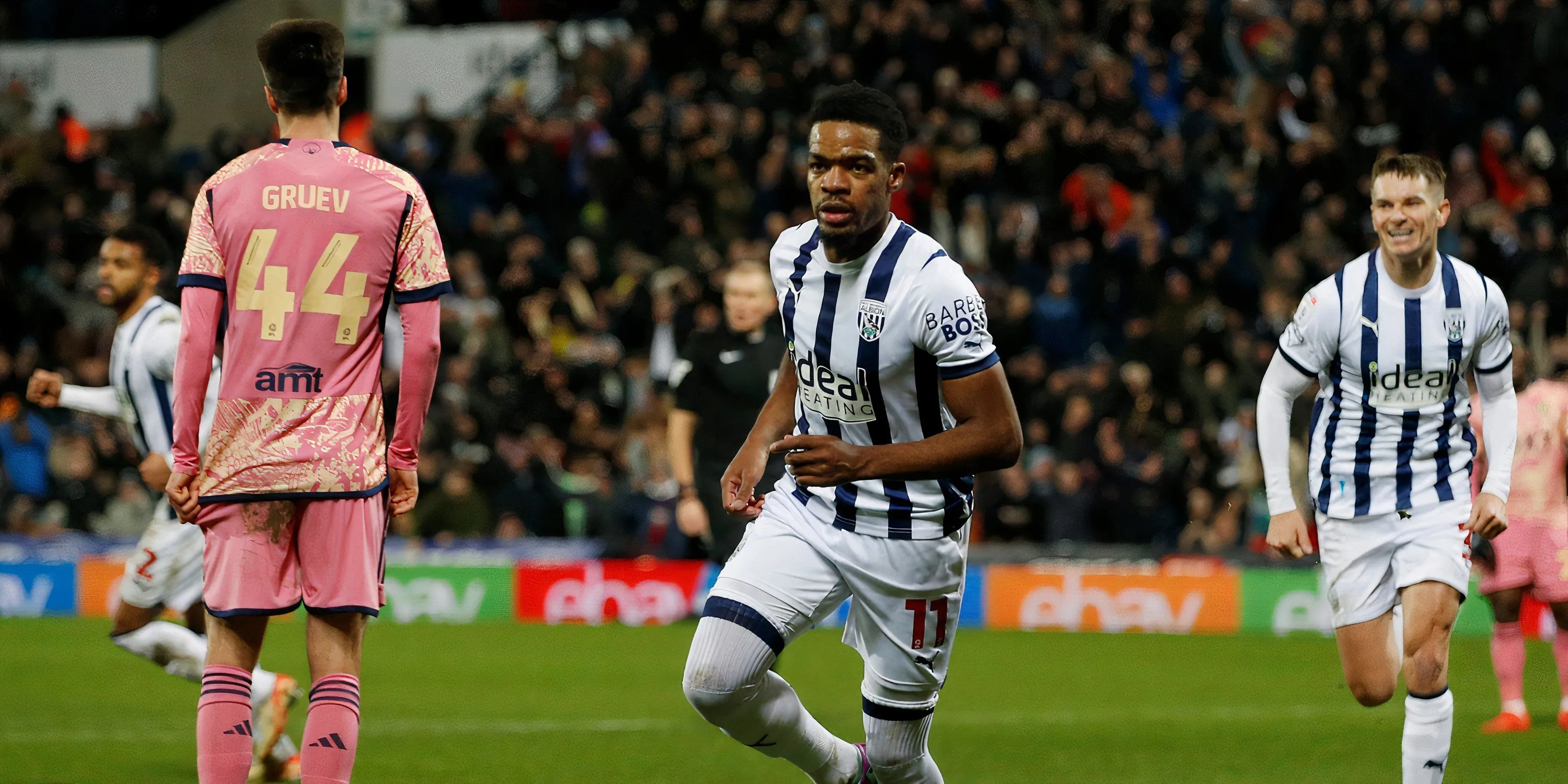 Tiền vệ Grady Diangana trong màu áo West Bromwich Albion