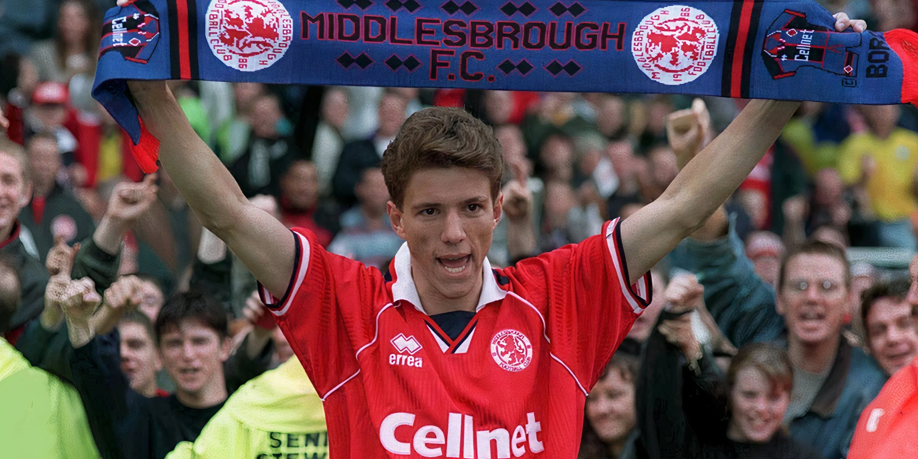 Tiền vệ tấn công Juninho Paulista, &quot;Little Fella&quot; của Middlesbrough, đầy kỹ thuật Samba.