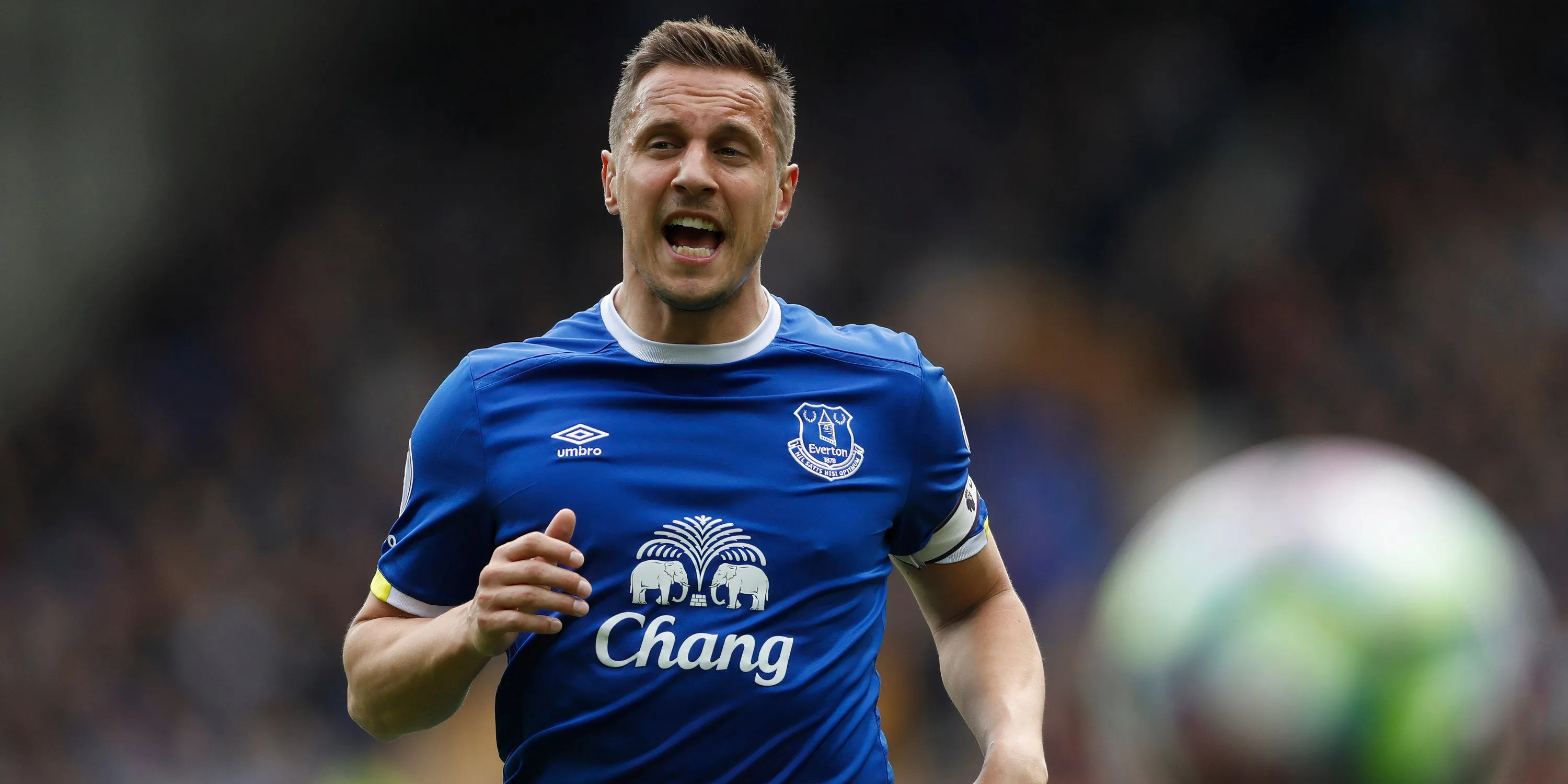 Trung vệ Phil Jagielka, biểu tượng của Everton và Sheffield United, một thủ lĩnh thép.