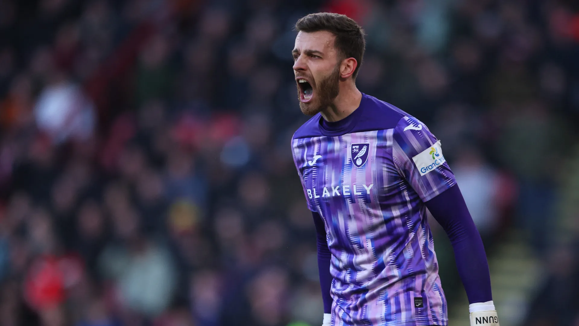 Thủ môn Angus Gunn, người sắp gia nhập Nottingham Forest sau khi rời Norwich City dưới dạng tự do.