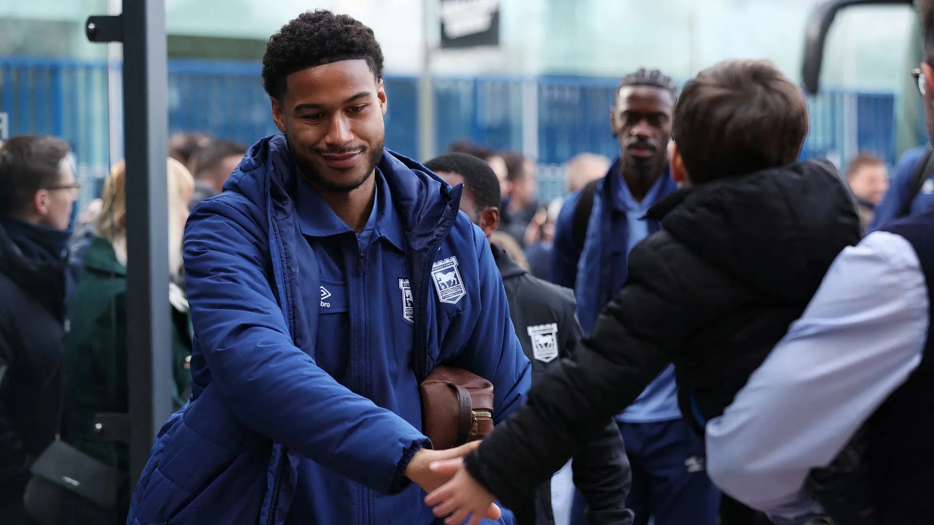 Tiền vệ Jens Cajuste, mục tiêu chuyển nhượng quan trọng của Ipswich Town