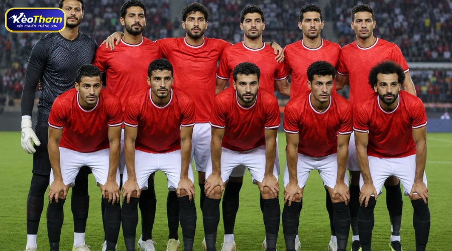 Đồ họa nhận định sức mạnh và tỷ lệ kèo trận đấu Ai Cập vs Iran World Cup 2026.