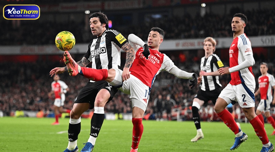 Arsenal vs Newcastle: Pháo thủ khẳng định bản lĩnh đua vô địch 3 Lịch sử Arsenal vs Newcastle và pháo đài Emirates