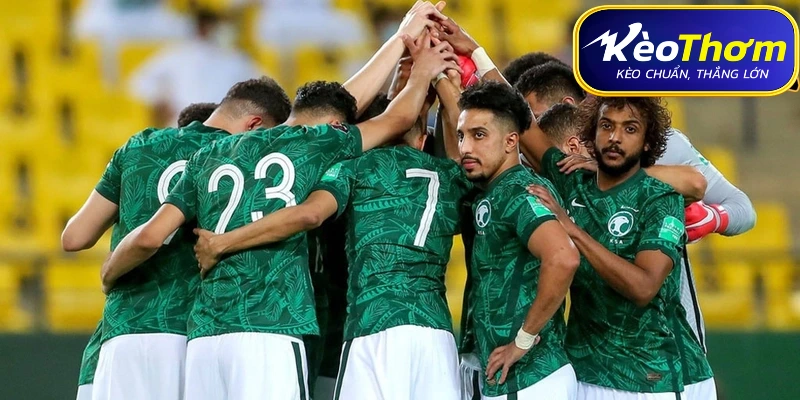 Dự kiến sơ đồ chiến thuật tấn công 4-3-3 của Tây Ban Nha đối đầu 5-4-1 của Ả Rập Xê Út.